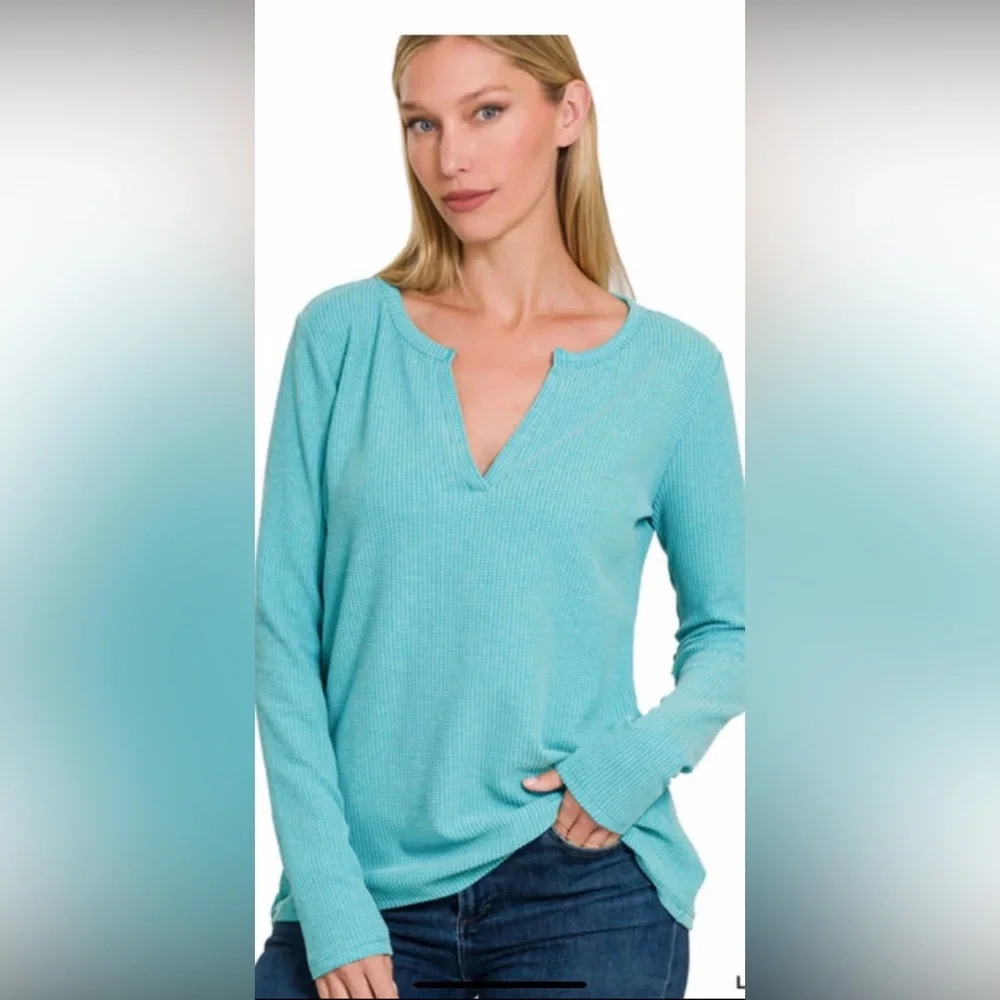 Zenana Outfitters New Without Tags Teal Long Sleeve Waffle V Neck Tee - Picture 1 of 5